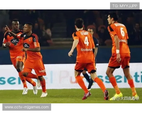 朗斯门将里塞:34次扑救筑就法甲最坚之盾。